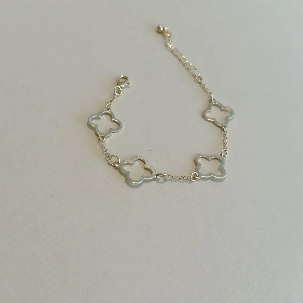 Clover  bracelet M963